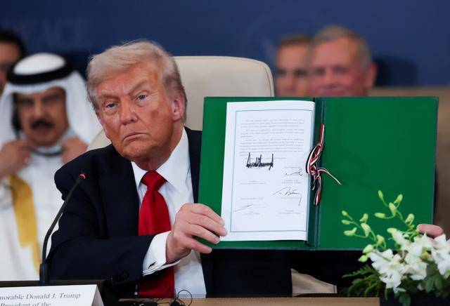 和平宣言只是表面风光！“加沙内战”打响<strong></p>
<p>赛为智能股票</strong>，哈马斯全面清算各派系