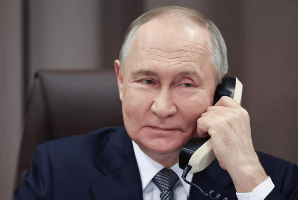 泽连斯基刚下飞机天塌了<strong></p>
<p>赛为智能股票</strong>,美俄煲2.5小时电话粥,到手的战斧没了