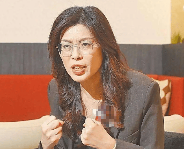 郑丽文:两岸定海神针就是“九二共识”<strong></p>
<p>网易股票</strong>,让台湾远离战火就是反“台独”