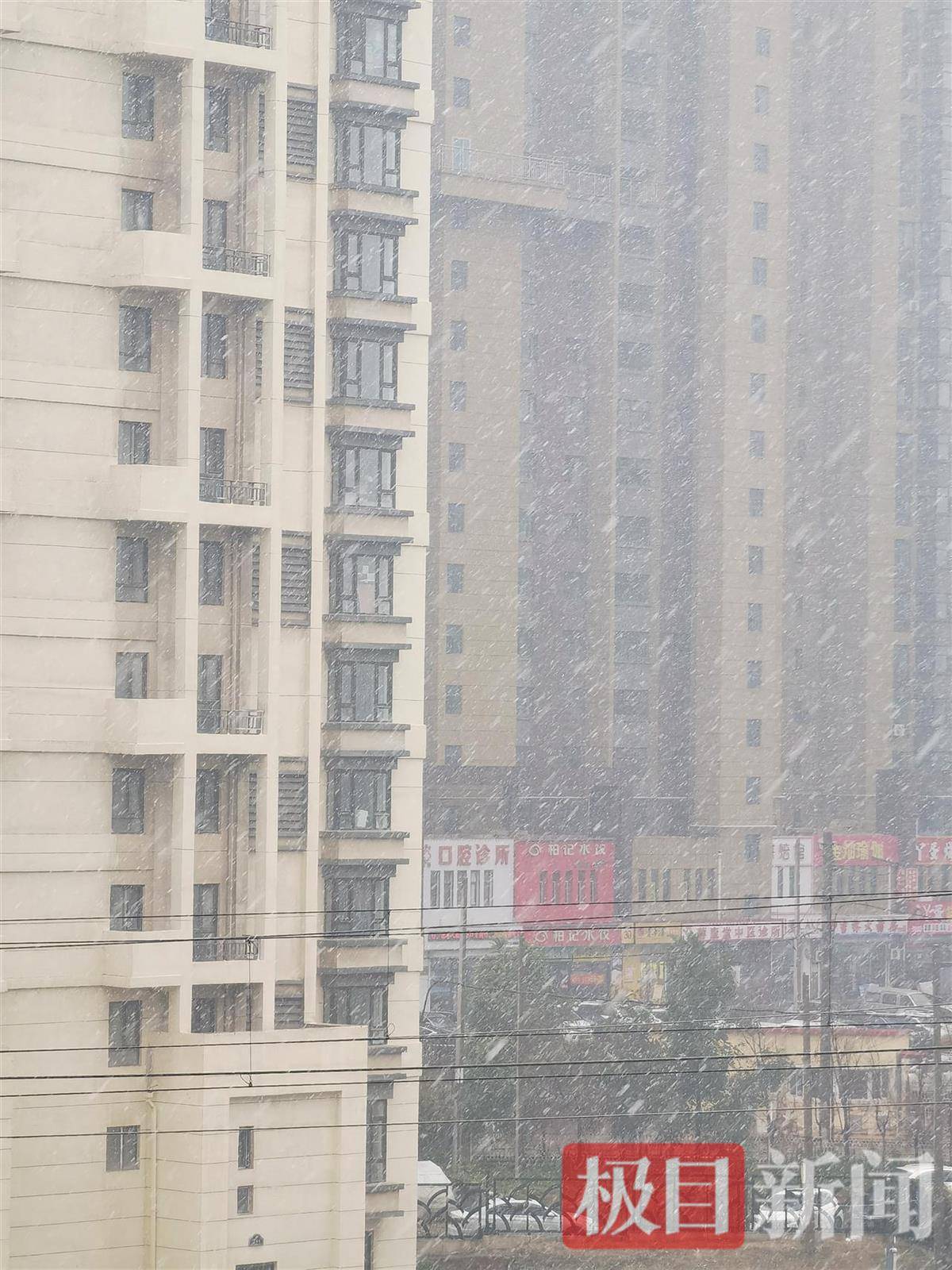 长春一班主任课前让学生排队受检“是否穿秋裤”<strong></p>
<p>网易股票</strong>,网友点赞:以后你会感谢老师