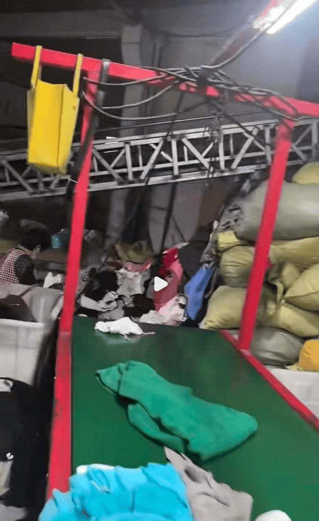 江西一女生误卖奶奶藏有13万元黄金首饰的旧衣<strong></p>
<p>贝因美股票</strong>，回收站：没安装监控没发现金器，分拣工人是临时工