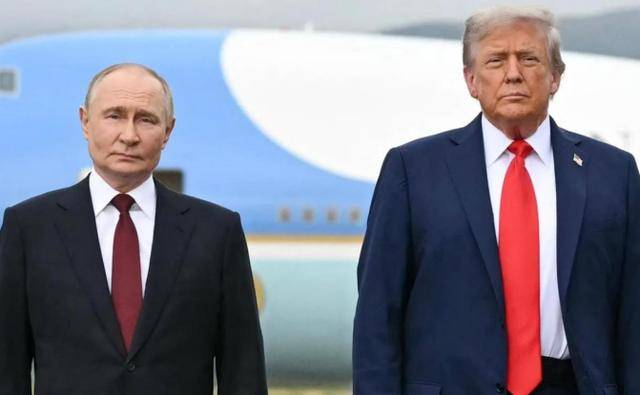 普京拒绝后<strong></p>
<p>海澜之家股票</strong>，特朗普叫停普特会！12国倒戈，泽连斯基决定停火？