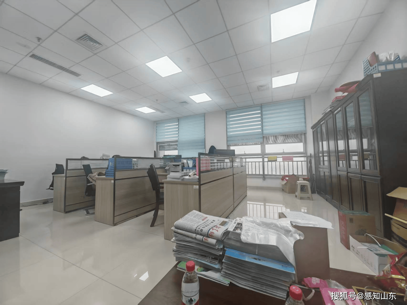 山东东营市一镇政府大楼过于“气派”被质疑超标准<strong></p>
<p>君正集团股票</strong>,镇政府回应:非自建,只租7层