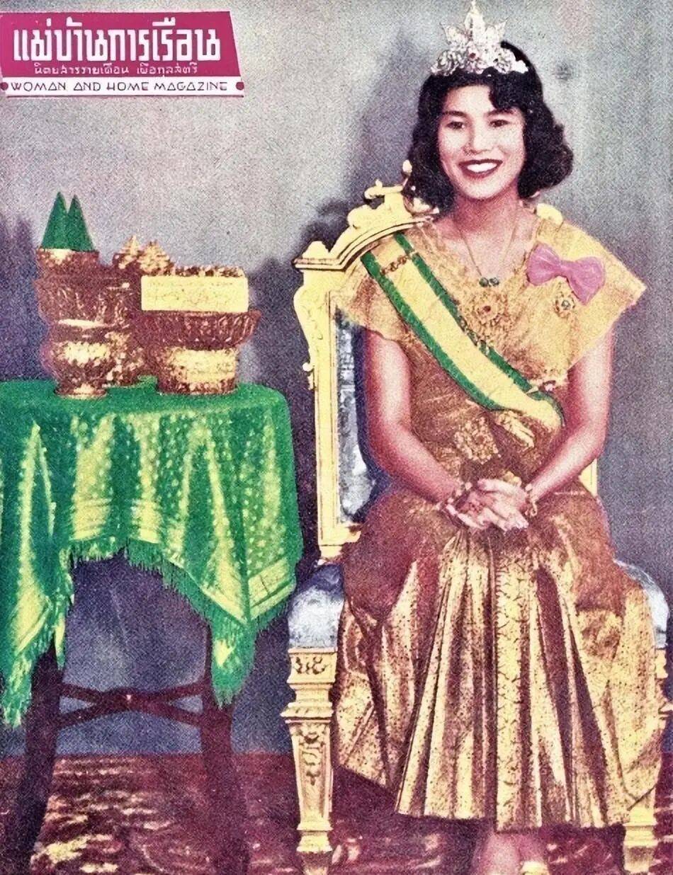 泰国王太后诗丽吉去世<strong></p>
<p>昆仑万维股票</strong>，留下19顶奢华王冠和她的传奇一生