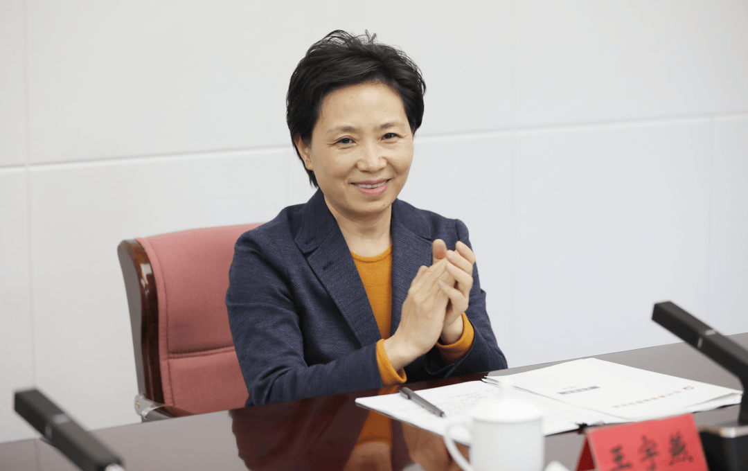 王宇燕<strong></p>
<p>昆仑万维股票</strong>,已任中华全国供销合作总社理事会主任