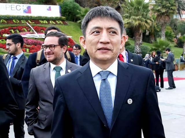 果然是美国害怕的人：李成刚一句话定调中美谈判<strong></p>
<p>延华智能股票</strong>！美方撤回100%关税