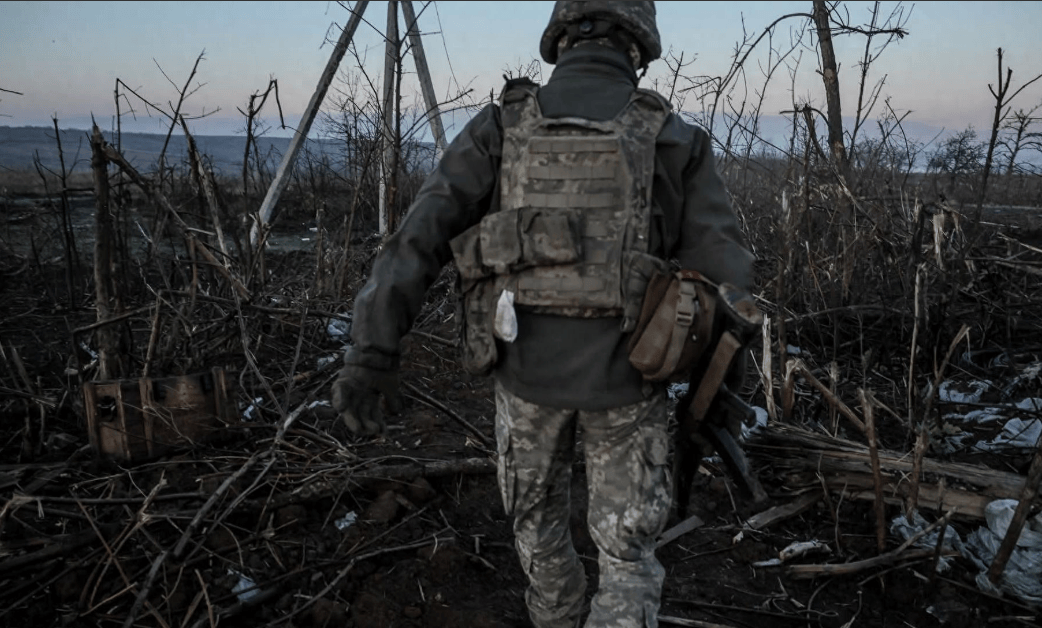 泽连斯基谎言碎了一地<strong></p>
<p>蓝思科技股票</strong>,乌军认清事实承认红军城败了,血战到底只为美国?