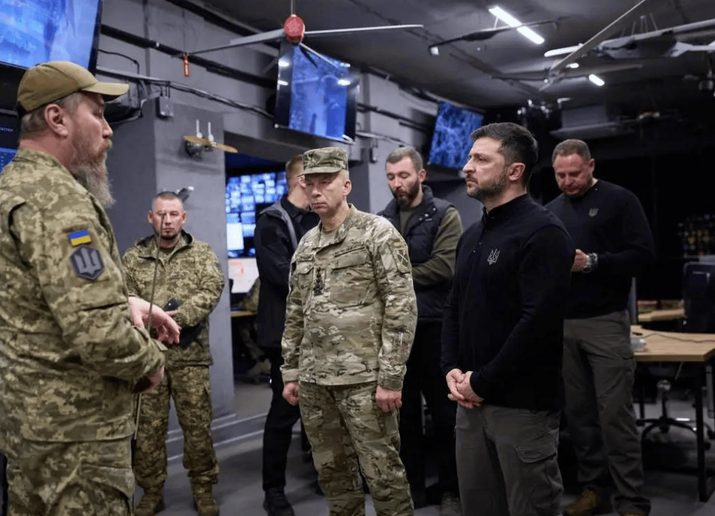 泽连斯基谎言碎了一地<strong></p>
<p>蓝思科技股票</strong>,乌军认清事实承认红军城败了,血战到底只为美国?