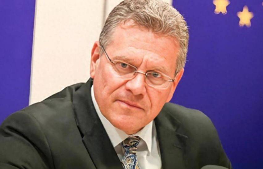 荷兰38天后“体面认输”<strong></p>
<p>久其软件股票</strong>,改口称可以不再接管安世半导体,只要中方满足一个条件?中方有言在先