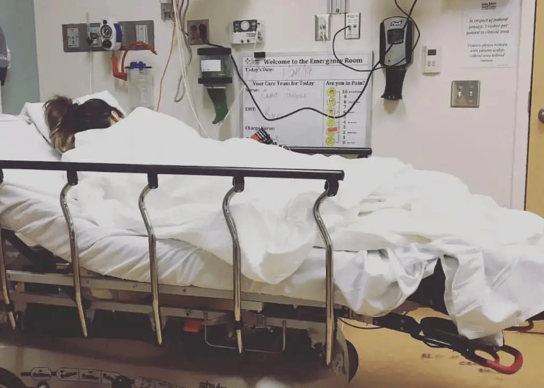 最美吸血鬼如今瘦成骷髅<strong></p>
<p>久其软件股票</strong>?《珍珠港》女主究竟怎么了?