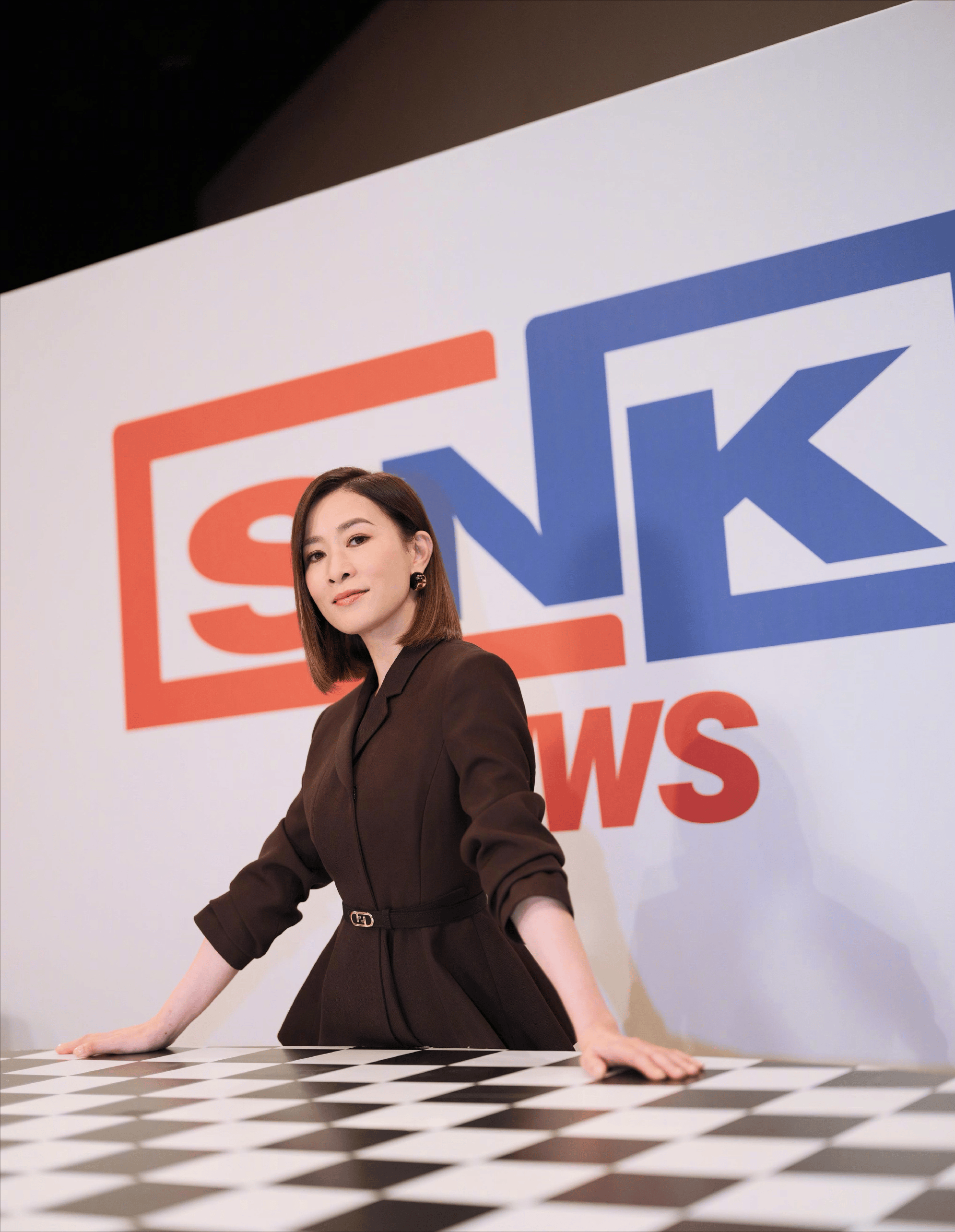 考古|TVB最后一位当家花旦佘诗曼：曾三封视后<strong></p>
<p>久其软件股票</strong>，如今50岁未婚独居靠自己活成女王