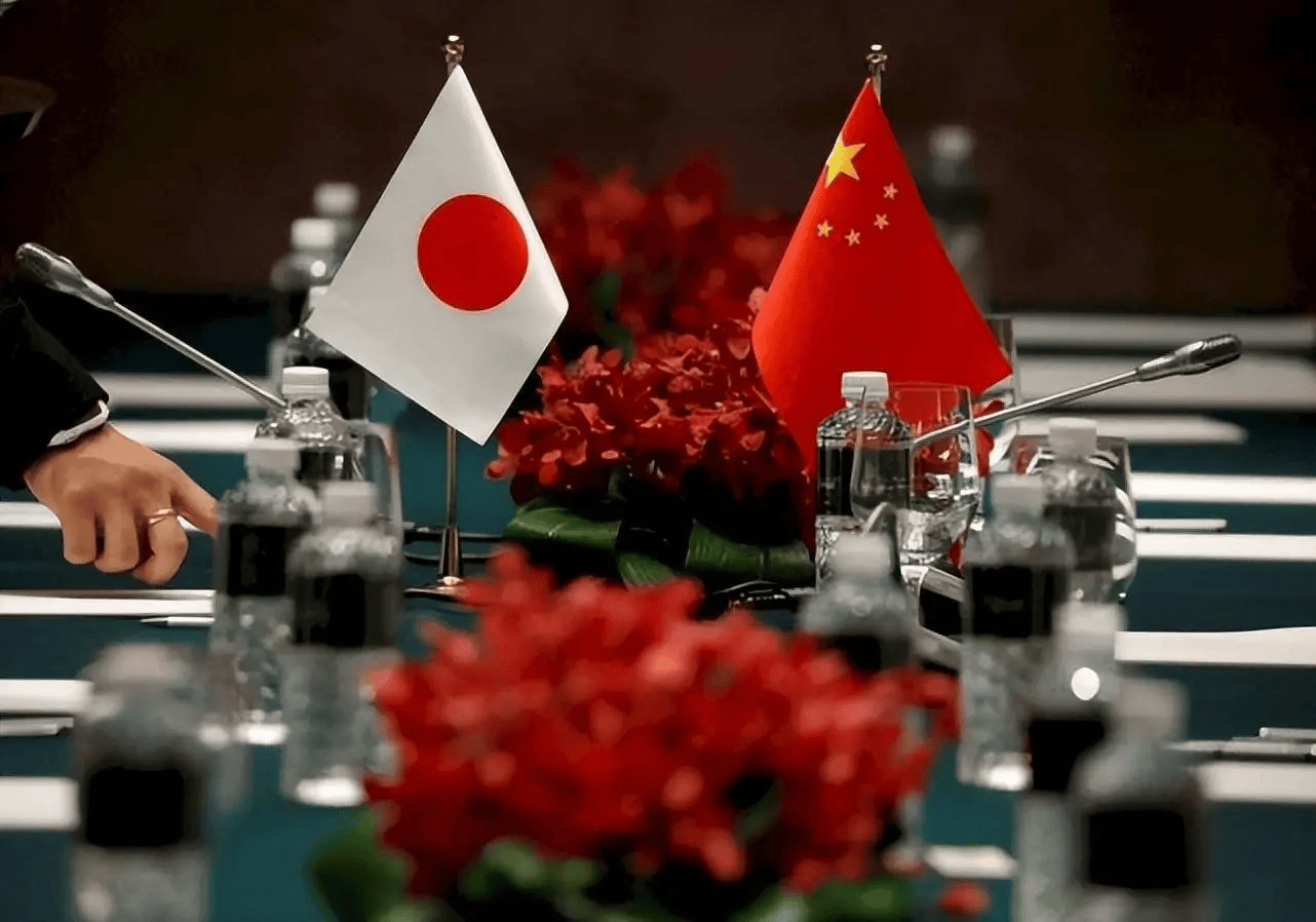 全面反华?高市早苗连开2枪<strong></p>
<p>南极电商股票</strong>,为出兵台海铺路,解放军舰机已出动