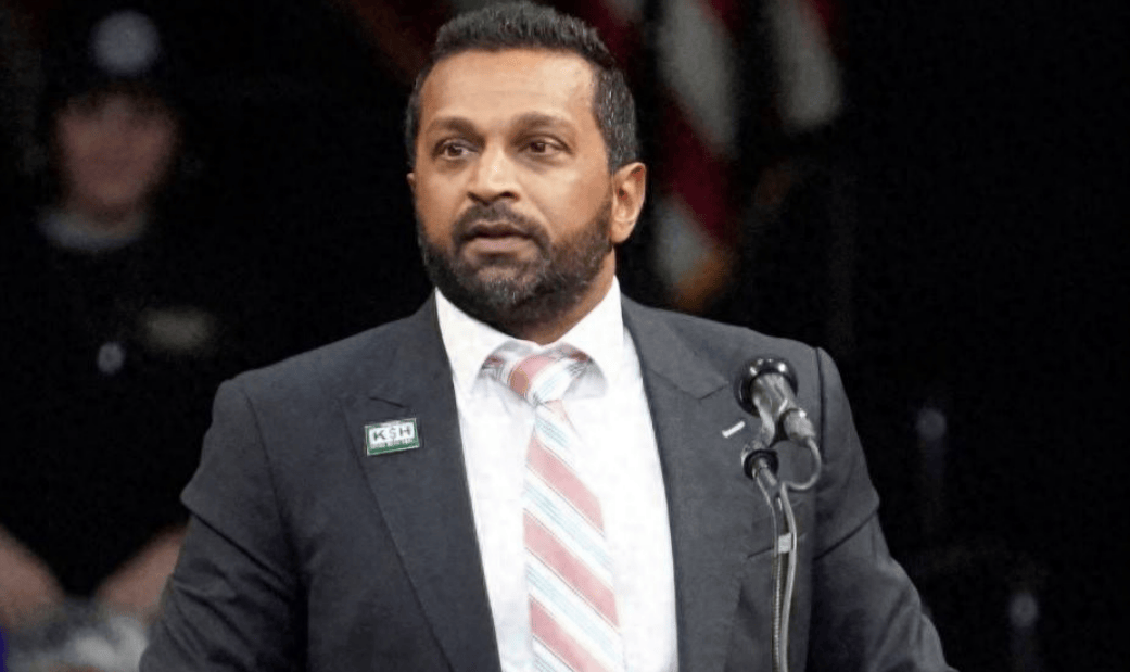 FBI局长奉命秘密抵华<strong></p>
<p>南极电商股票</strong>，事前没传出半点风声，中美为何讳莫如深？