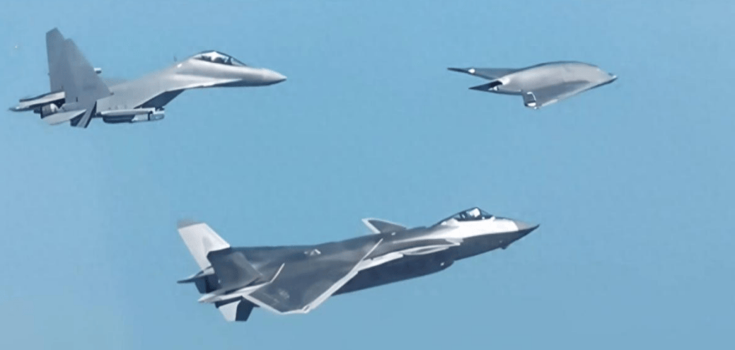 福建舰上班后<strong></p>
<p>美国股票</strong>,中国空军也不藏了!轰隆一声巨响,歼20旁多了架新战机