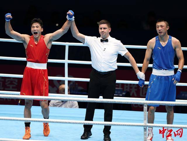 全运会拳击男子80公斤级决赛<strong></p>
<p>美国股票</strong>,王小保夺冠!