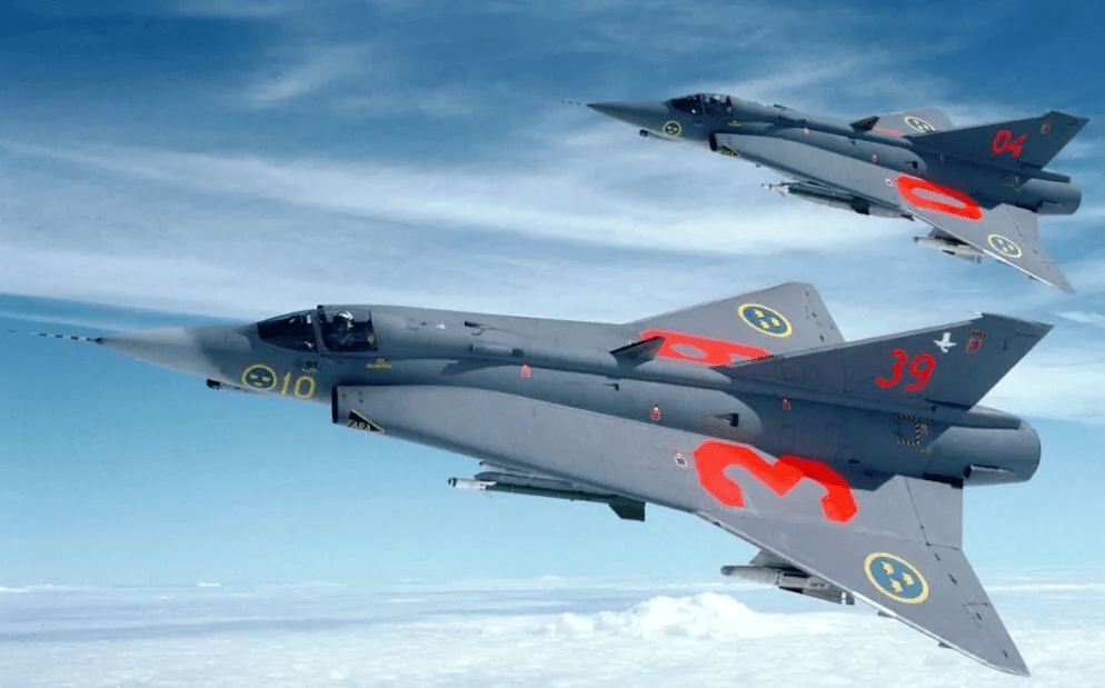 仅一千万人的北欧小国<strong></p>
<p>美国股票</strong>,二战坚持中立,至今让对手不敢入侵