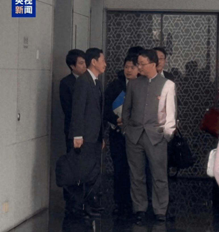 高市早苗派来的特使表现毫无诚意<strong></p>
<p>中恒电气股票</strong>，刘司长直言“不满意”，连外交礼仪都不用了