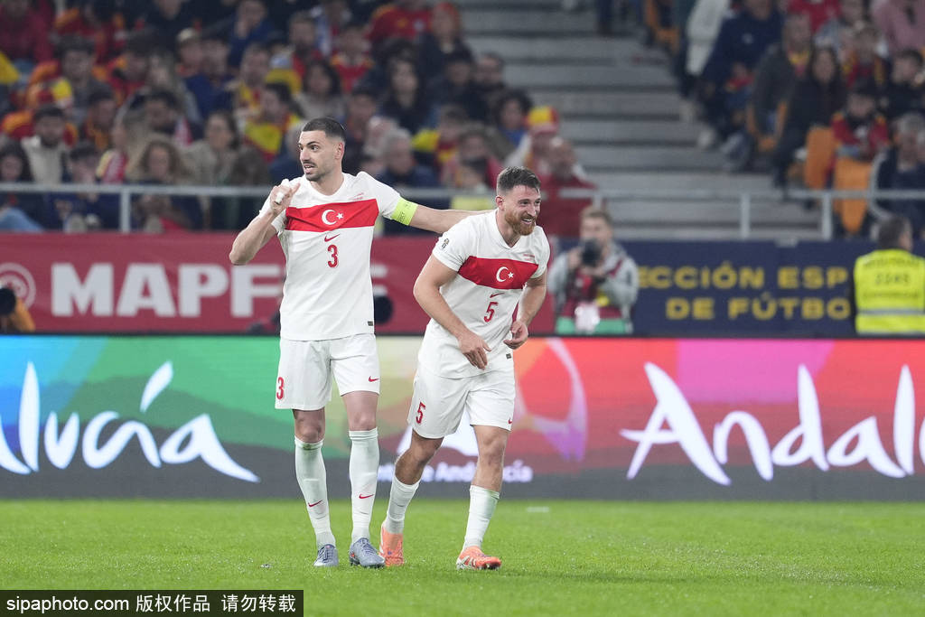 直通世界杯<strong></p>
<p>中恒电气股票</strong>!世预赛-奥尔莫破门 西班牙2-2土耳其