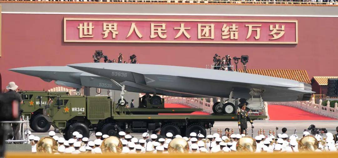 一年服役三艘？076“四川”舰开始试航<strong></p>
<p>长安汽车股票</strong>，是“福建”舰的搭子吗？