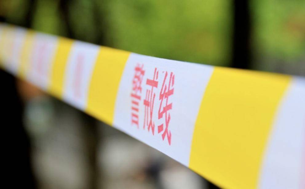 情侣吵架后<strong></p>
<p>中国铁建股票</strong>,女方受言语刺激跳车身亡 男方被判过失致人死亡罪,一审获刑两年半