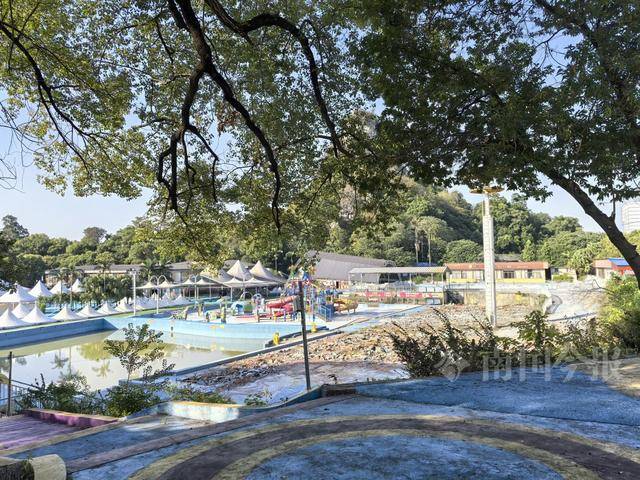 柳州雀儿山公园水上世界要拆迁<strong></p>
<p>中国铁建股票</strong>？园方回应