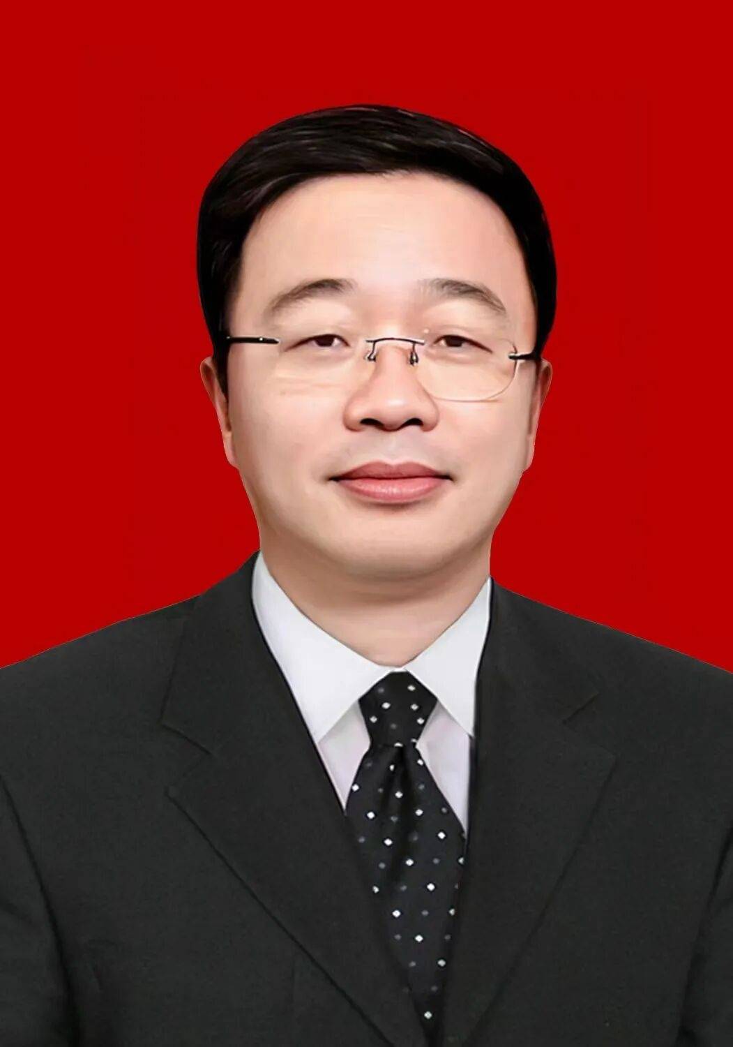 主动向组织交代问题<strong></p>
<p>中国铁建股票</strong>，吉林省财政厅党组书记、厅长陈宇龙接受审查调查