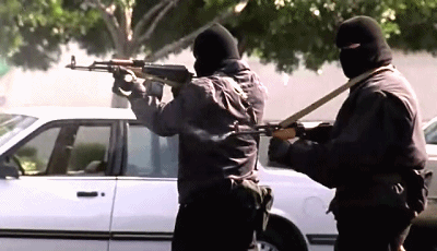 无间道?山西警察中队长抢运钞车<strong></p>
<p>吉利汽车股票</strong>,被同事百发子弹乱枪击毙