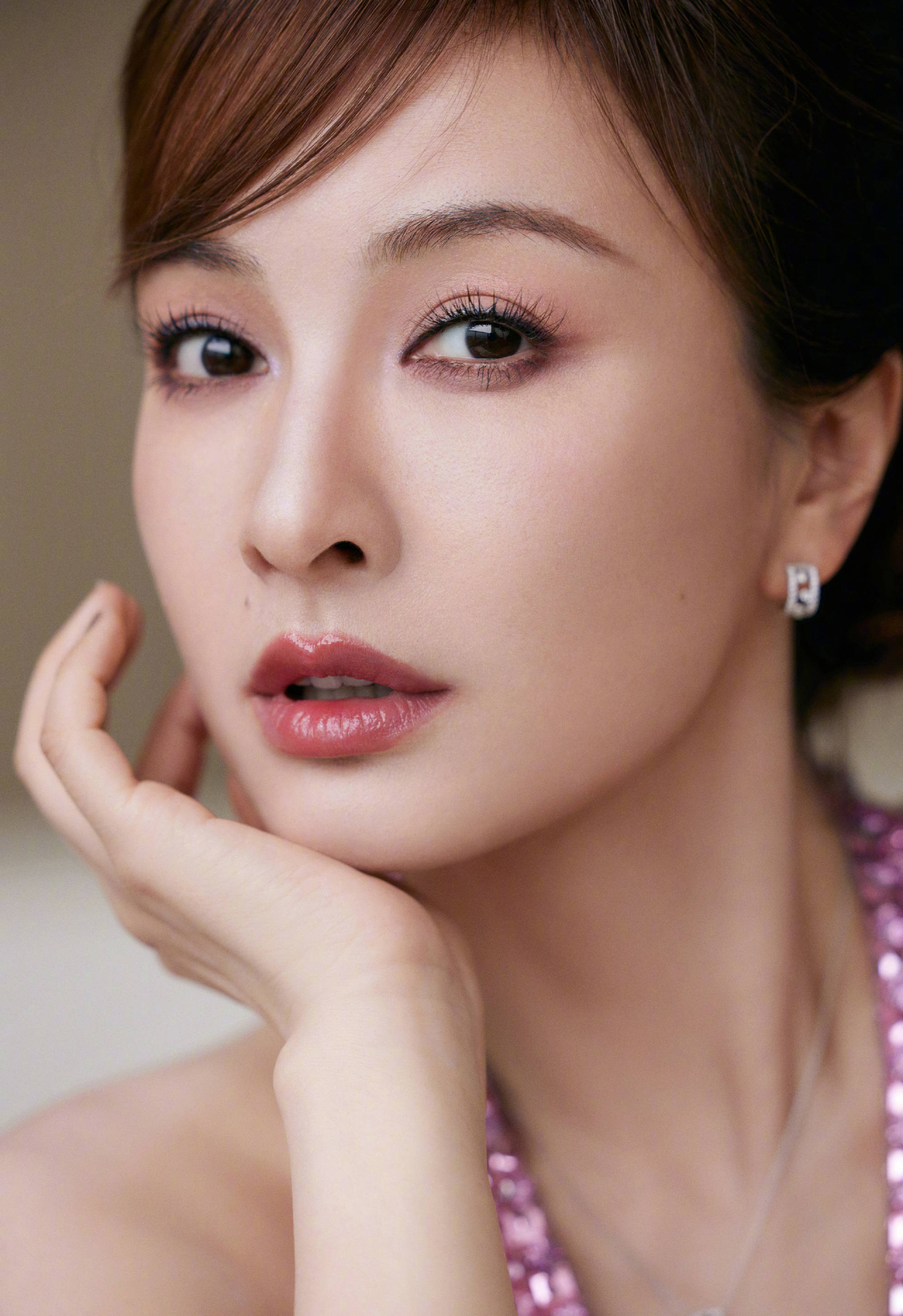 吴昕被曝“资产十位数”：没老公没孩子财富自由有多爽<strong></p>
<p>中石化股票</strong>？