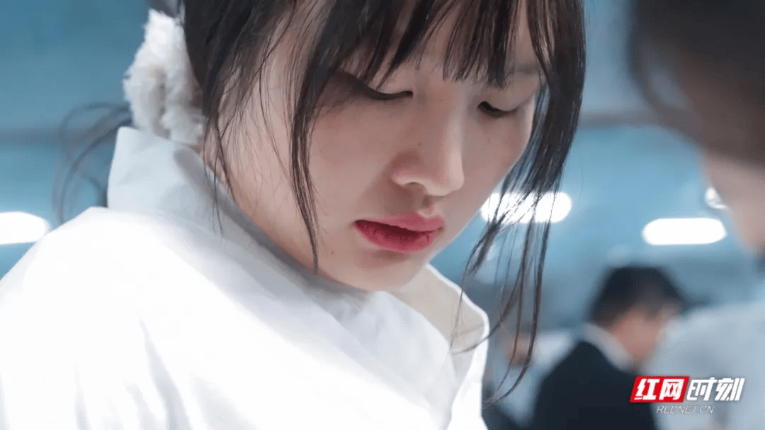 汶川地震被救起的女孩<strong></p>
<p>广晟有色股票</strong>,17年后和救她的军人结婚了