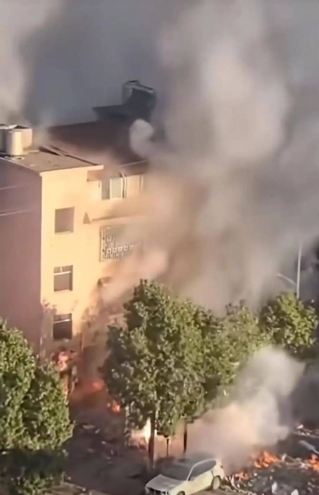 郴州发生燃爆的烟花爆竹店老板已去世<strong></p>
<p>广晟有色股票</strong>，家属最新回应