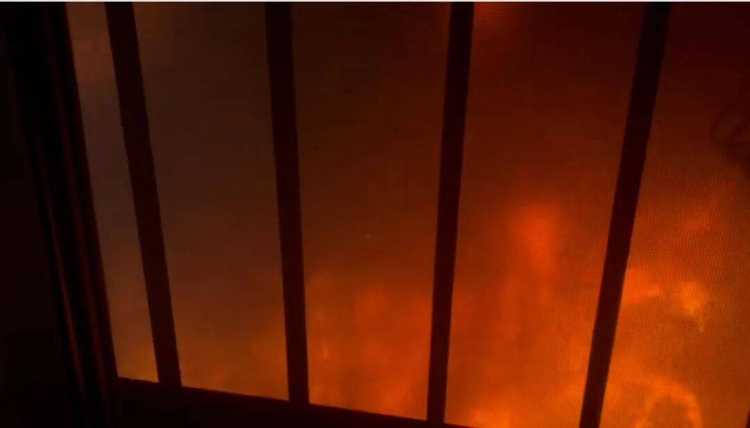 天通苑一天两起电动车火情<strong></p>
<p>中国医药股票</strong>，突然着火忒吓人丨有事儿@新京报