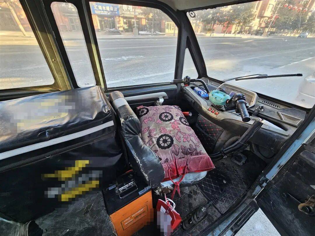 零下30℃的漠河骑手怎么送外卖？驾驶带柴暖的“老头乐”<strong></p>
<p>中国医药股票</strong>，车厢内温度达20℃防止餐食被冻