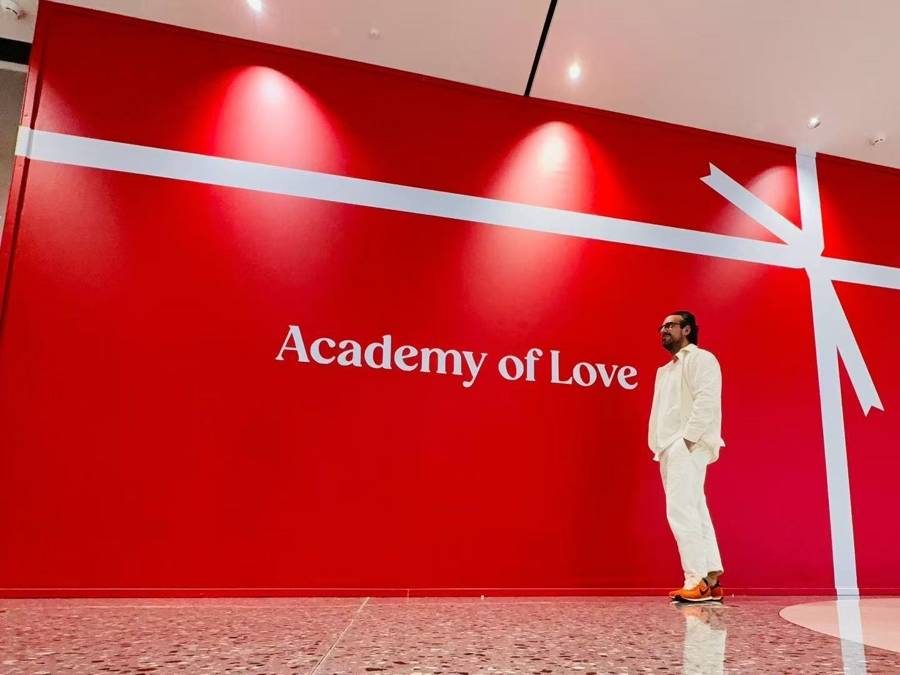 法国人在上海开店<strong></p>
<p>宇通客车股票</strong>,只卖白色衣服竟然火了丨上海滩上洋掌柜