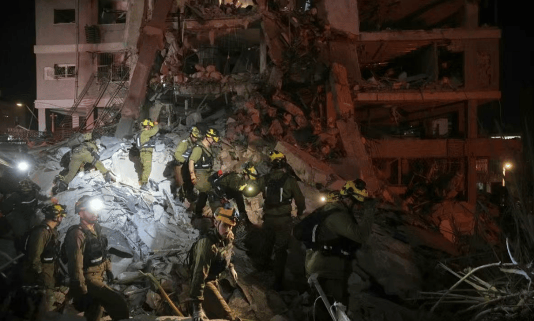 伊朗爆出了大消息<strong></p>
<p>宇通客车股票</strong>,导弹摧毁以色列秘密基地:炸死了36名摩萨德军官!