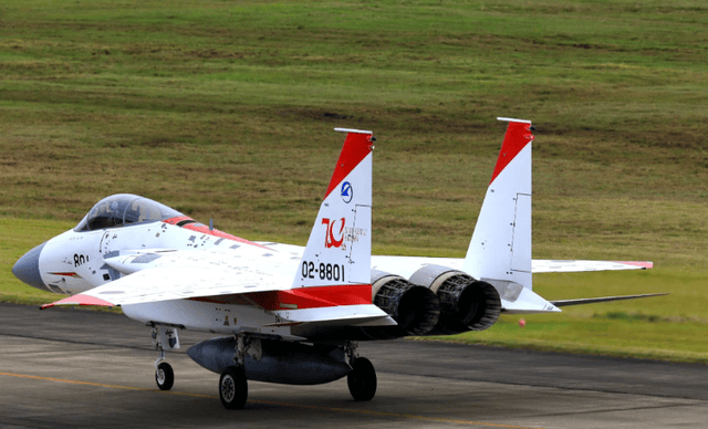 歼-15锁定F-15J距离被曝光<strong></p>
<p>人民网股票</strong>,赤裸裸技术碾压,日专家终于清醒了