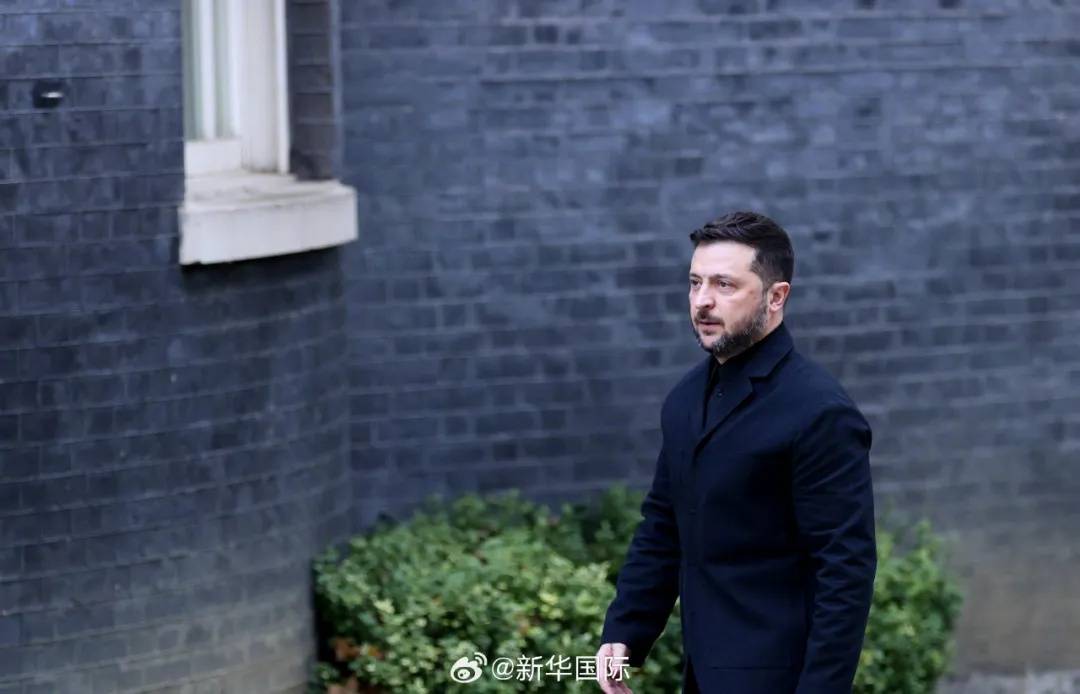 乌克兰召集30国紧急会谈<strong></p>
<p>欣旺达股票</strong>，泽连斯基：乌方正竭力避免受制于特朗普的“快速停火”要求