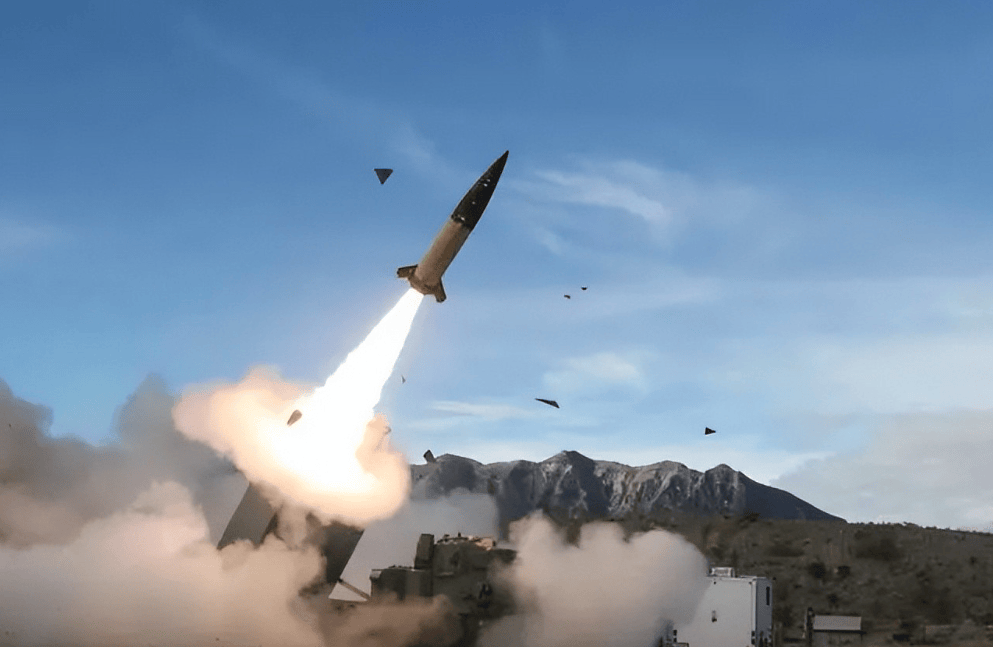 乌克兰得偿所愿<strong></p>
<p>东鹏饮料股票</strong>!俄军第76空降师炸了一整夜:集团冲锋却落入圈套