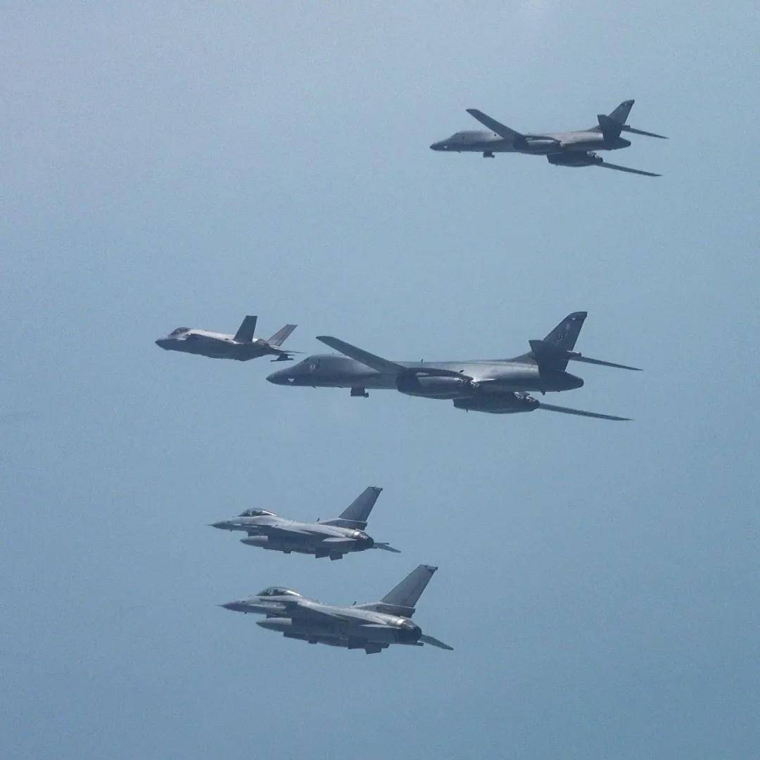 美轰炸机来了<strong></p>
<p>东鹏饮料股票</strong>，不许中国改变现状？遇上歼16，将重现猎火鸡名场面