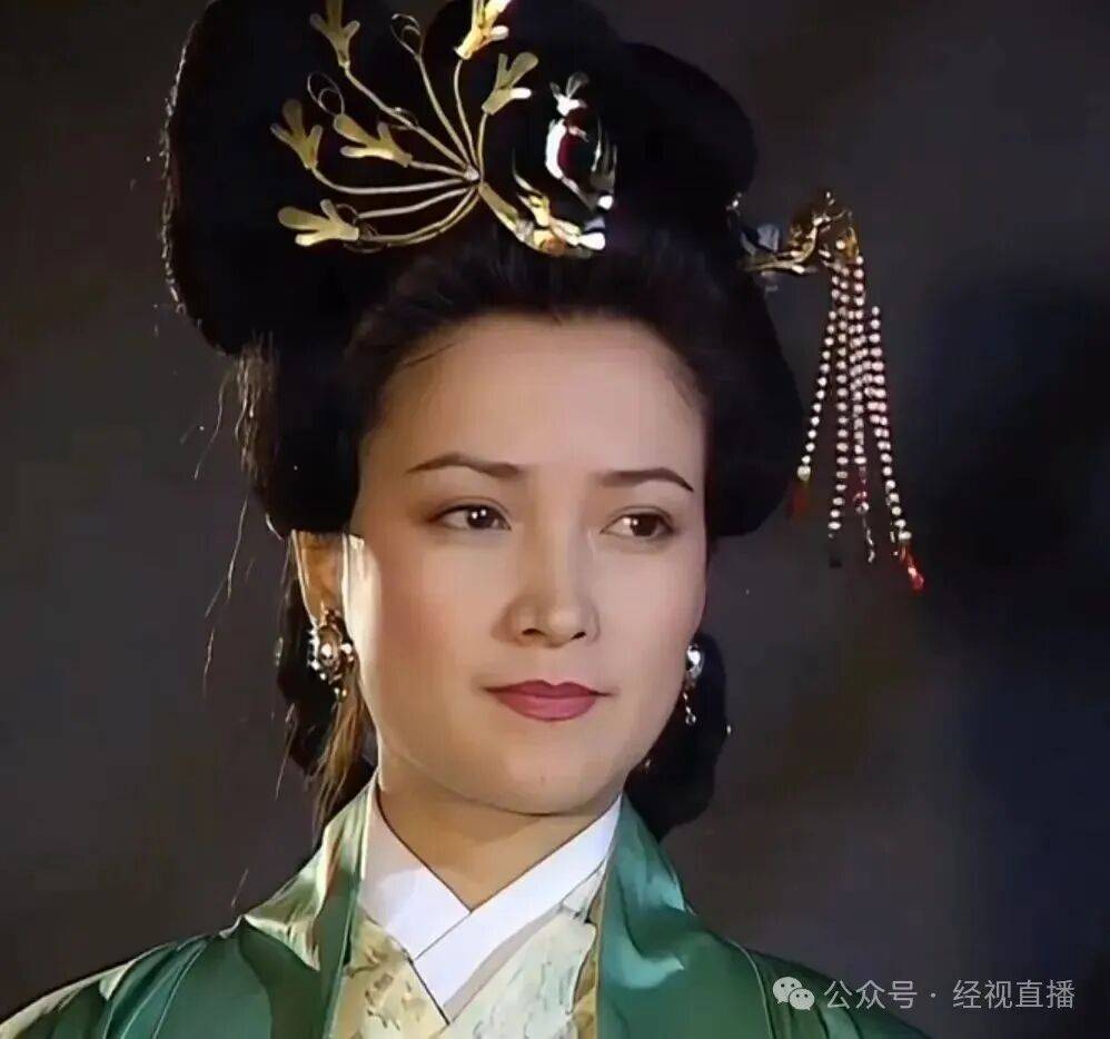 “何晴告别仪式”不公开对外吊唁<strong></p>
<p>东鹏饮料股票</strong>，好友：她本想跟李雪健一样，战胜病魔，走回舞台