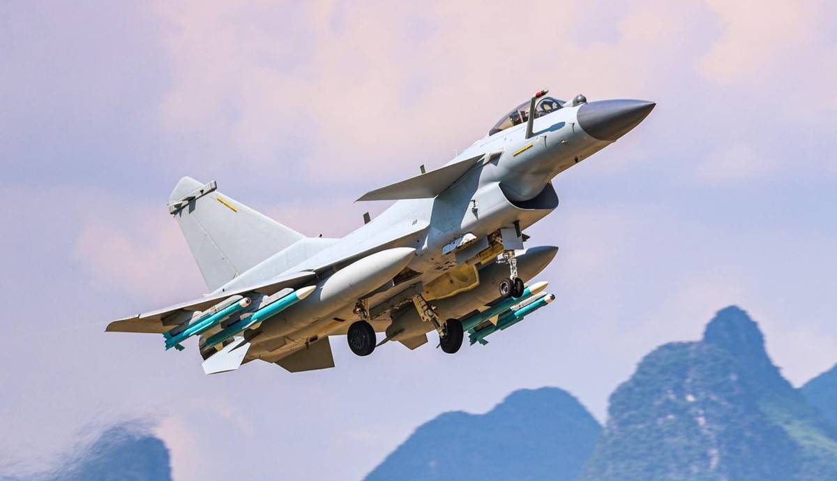 埃及斥资4亿美元<strong></p>
<p>青岛啤酒股票</strong>,订购中国战机WJ-700,距歼-35只差一步!会有更多国家跟风吗?