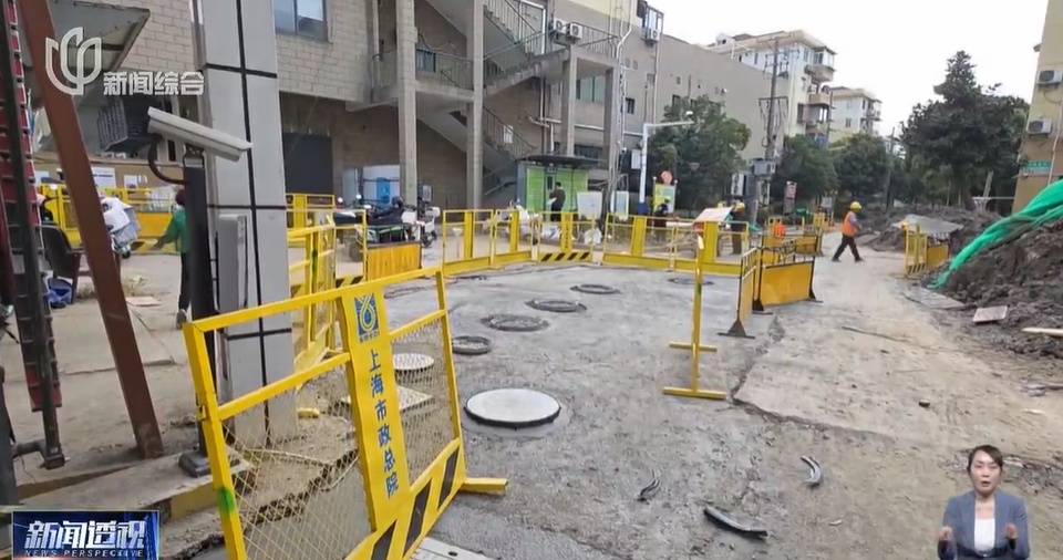 太夸张！上海人比比谁家楼下井盖多！有人家门口100个<strong></p>
<p>爱施德股票</strong>，“走路难！到处都像贴膏药”...