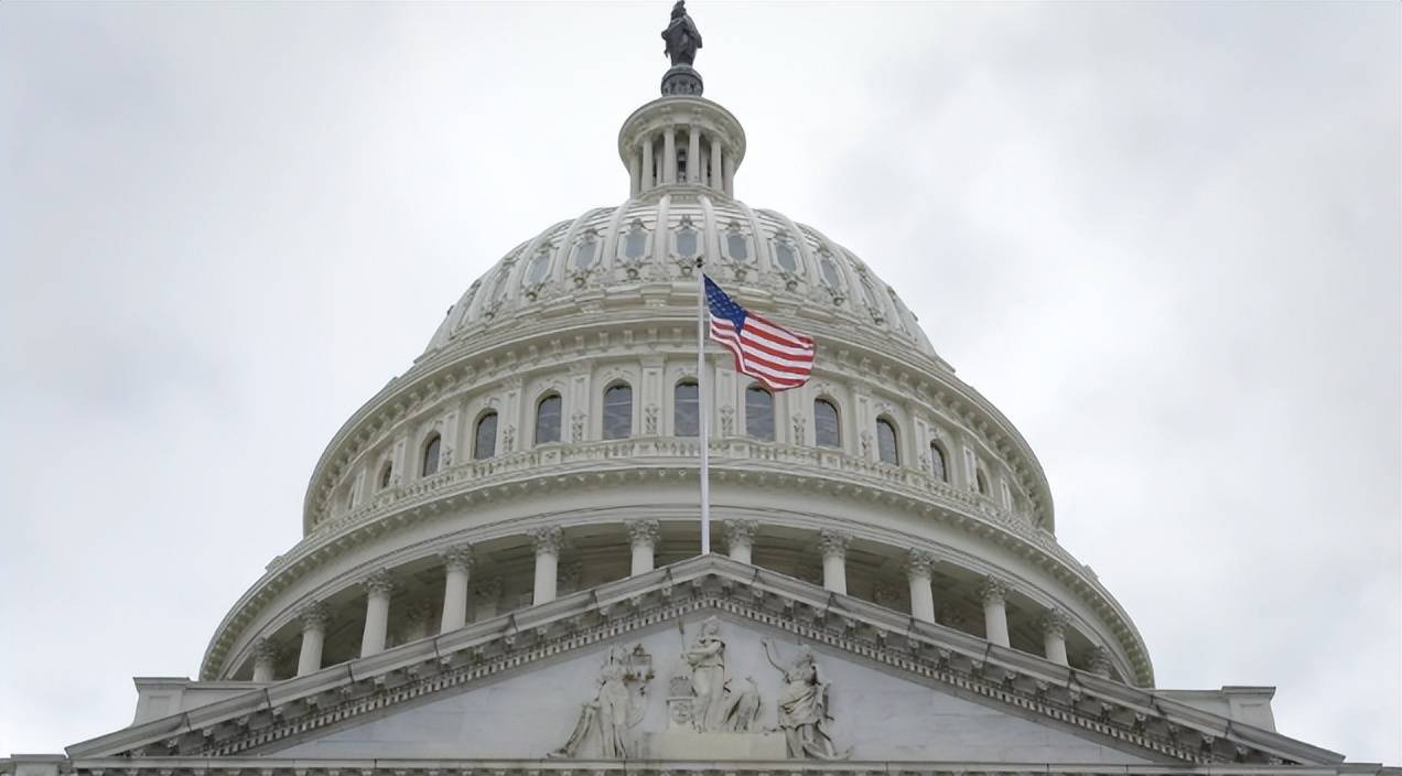 美国改口晚了！欧洲考虑倒向中国<strong></p>
<p>中天科技股票</strong>，丹麦下放开火权，要让北约陪葬