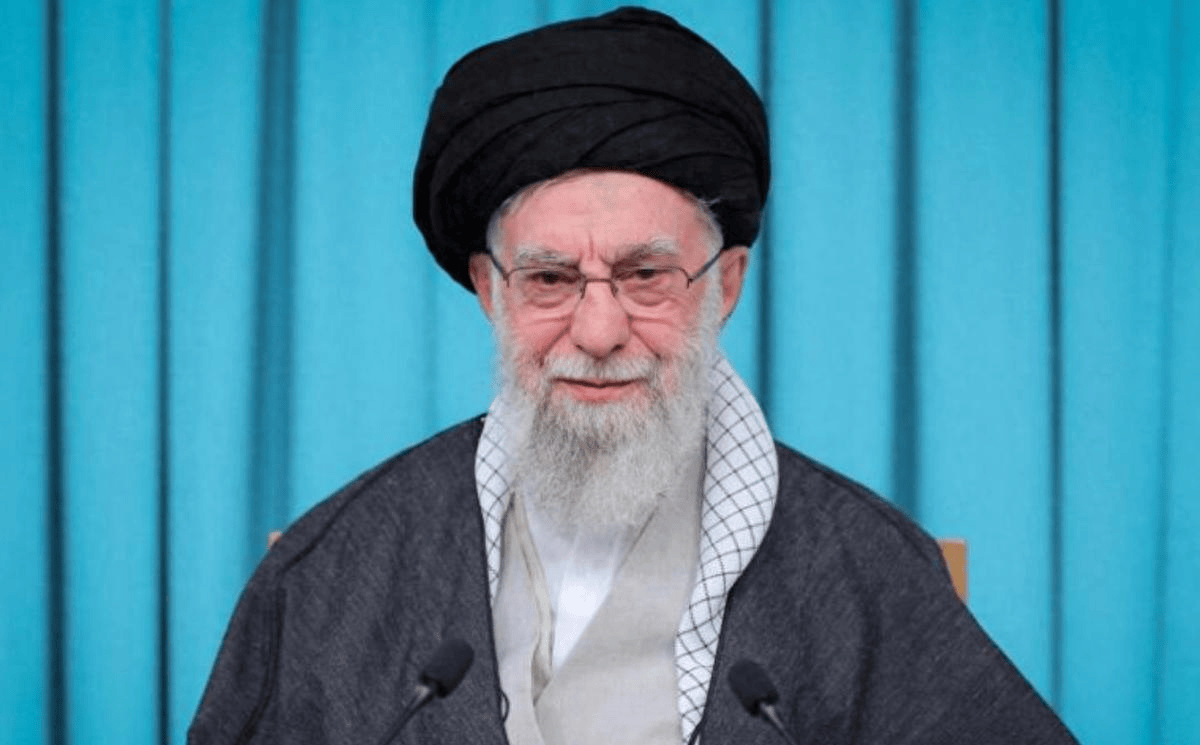 哈梅内伊预留退路，一旦形势失控，就逃往俄罗斯，不让美有机可乘