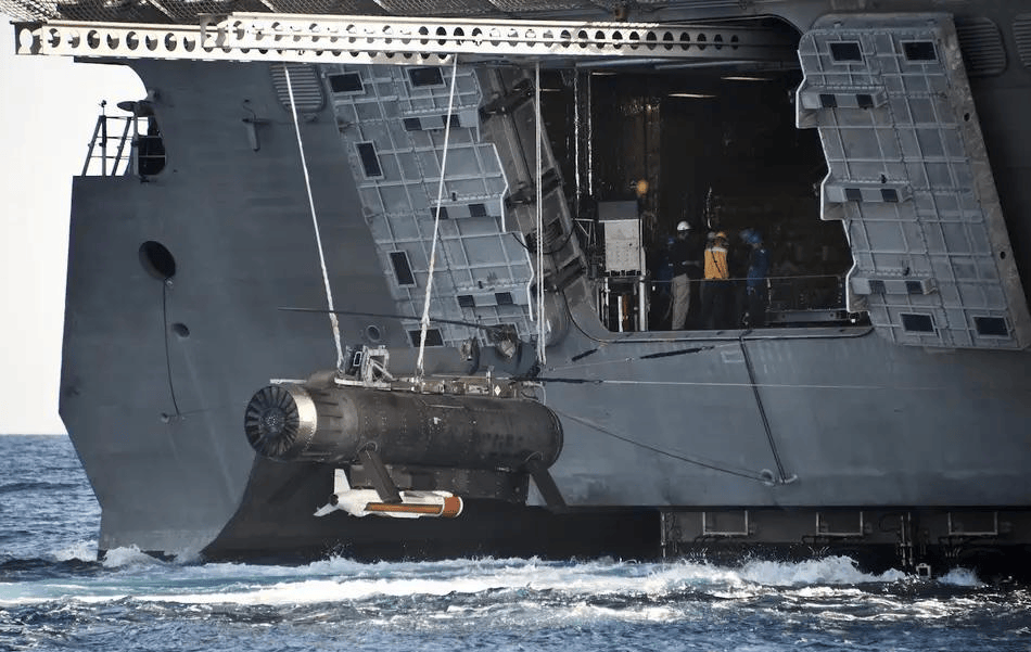 6000枚伊朗水雷还没放<strong></p>
<p>星星科技股票</strong>,布雷船先炸沉,特朗普警告:前所未有轰炸